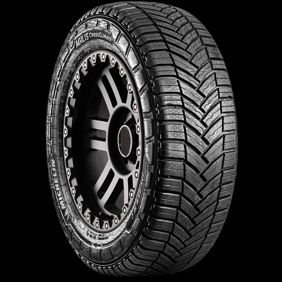 Michelin Agilis CrossClimate 17" angled tire