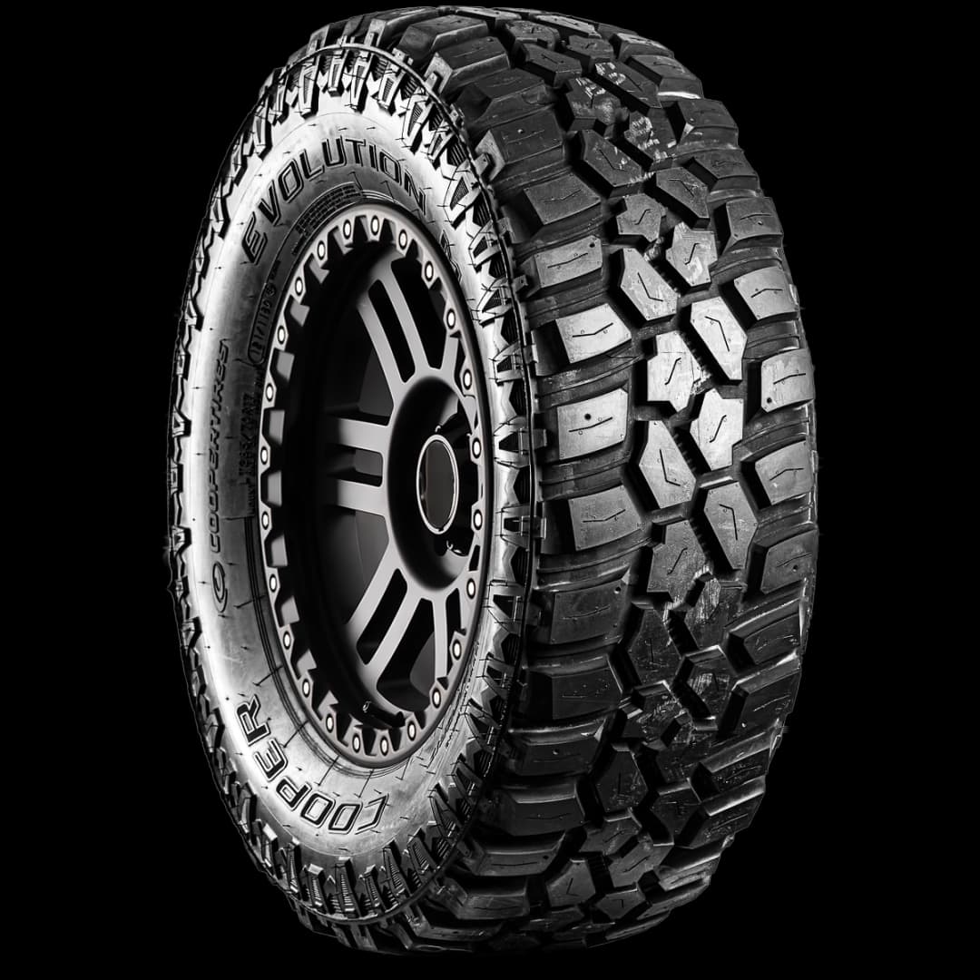 Cooper Evolution M/T 17" angled tire