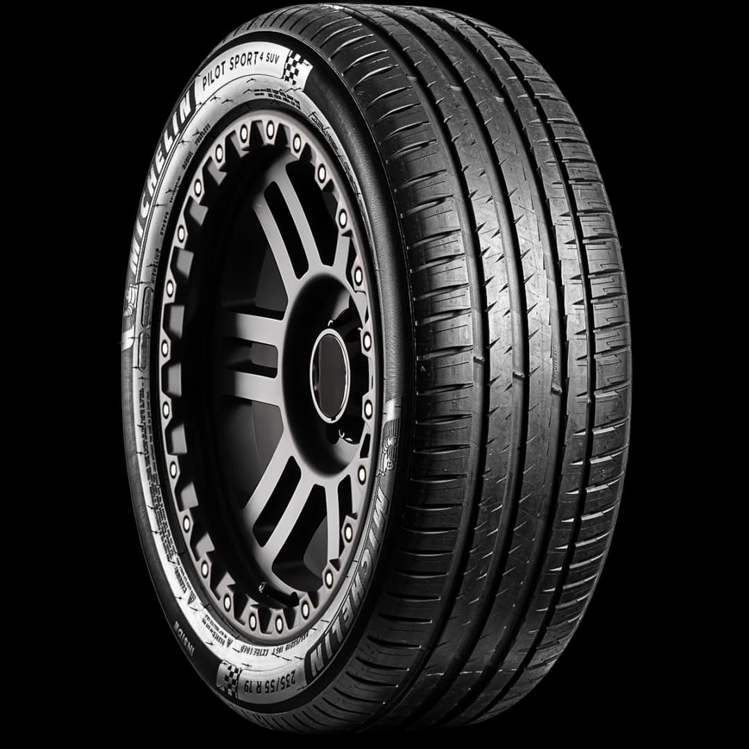Michelin Pilot Sport 4 SUV 20" angled tire