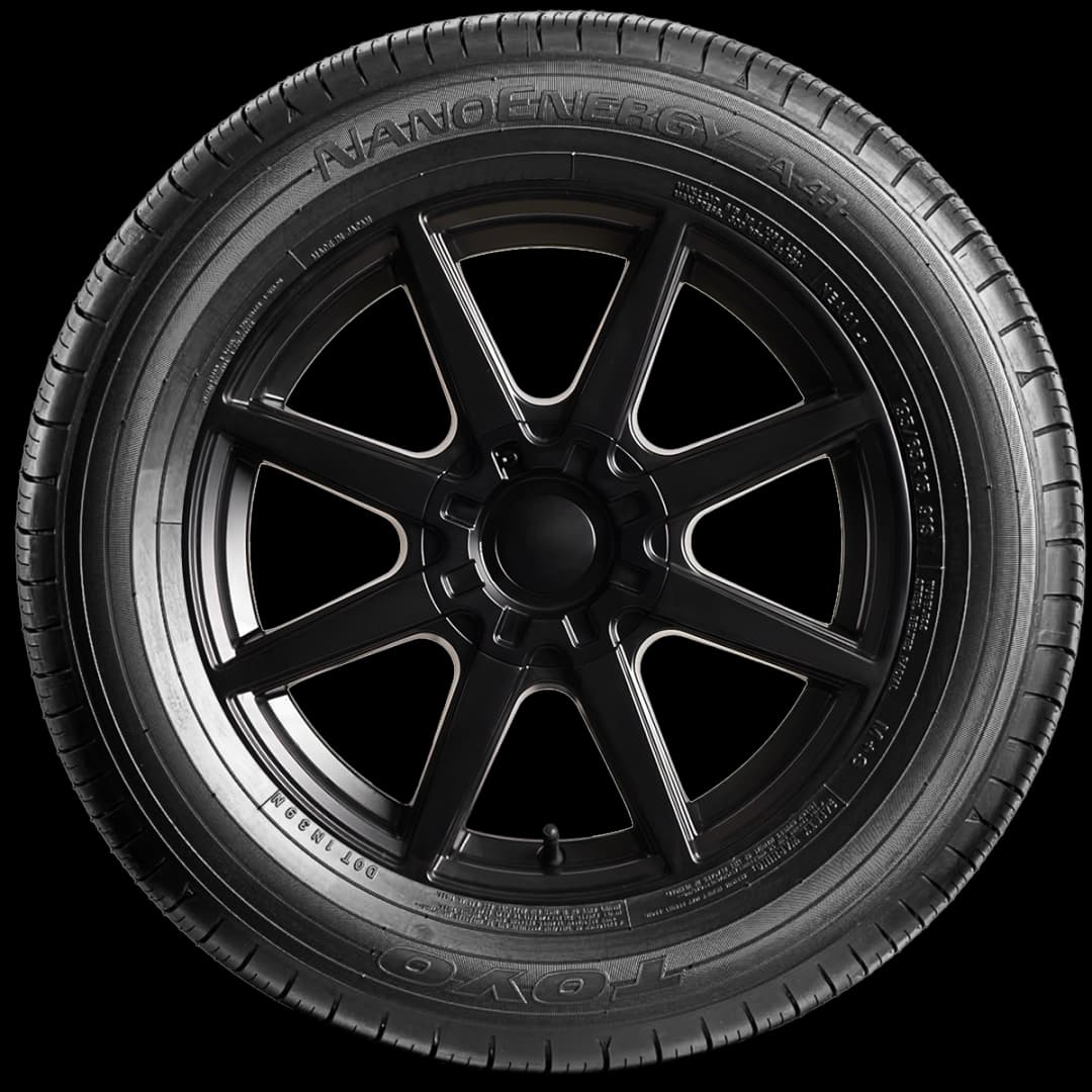 Toyo NanoEnergy A41 17" side tire