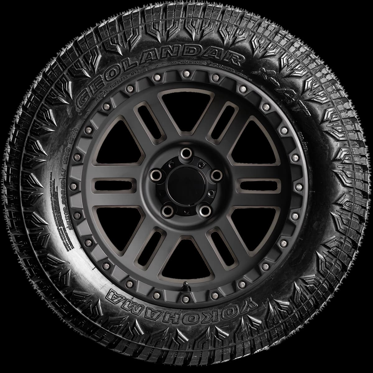 Yokohama Geolandar X-AT 20" side tire