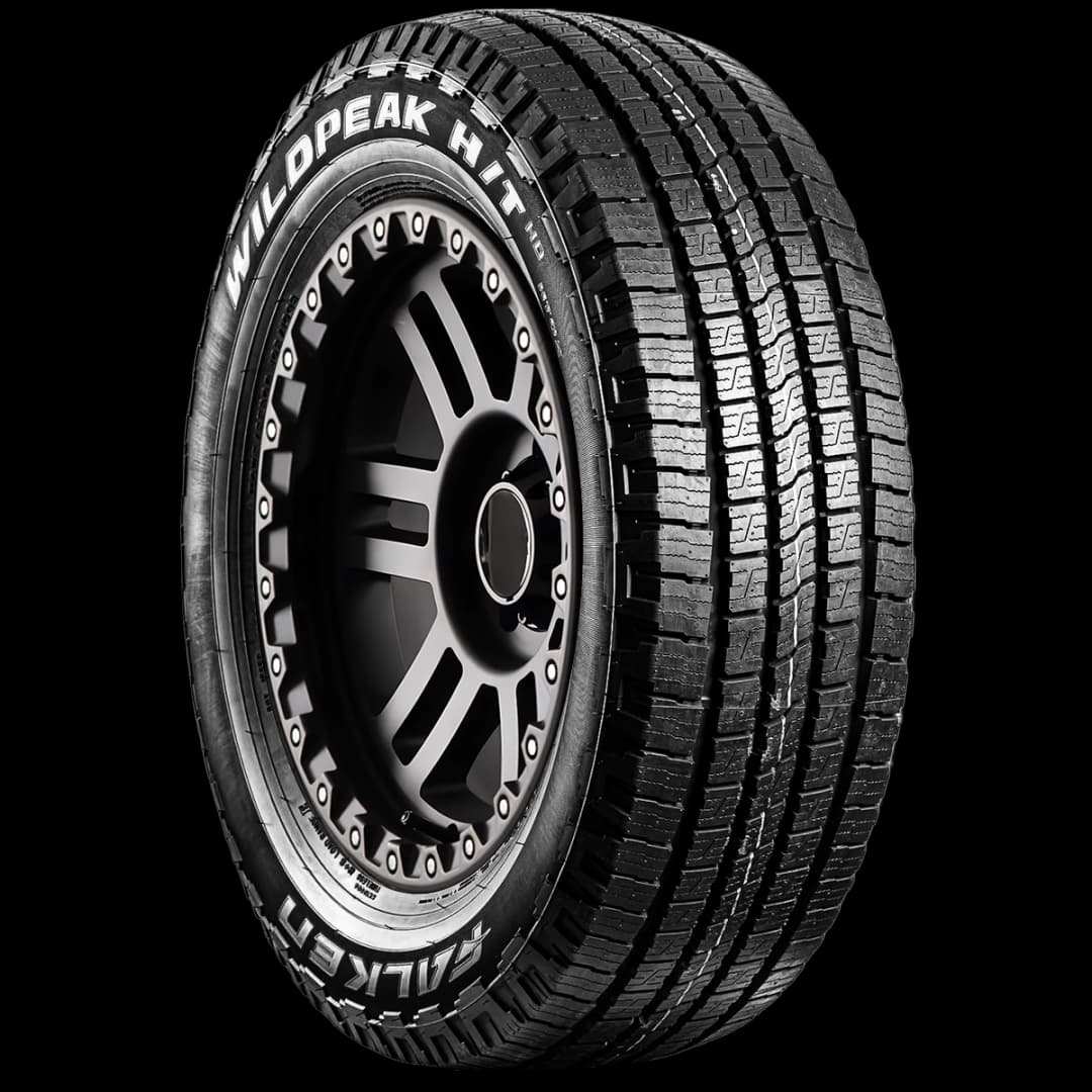 Falken Wild Peak H/T 02 20" angled tire