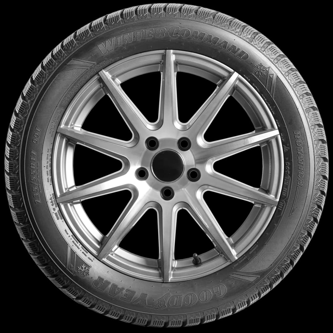 Goodyear WinterCommand 17" side tire