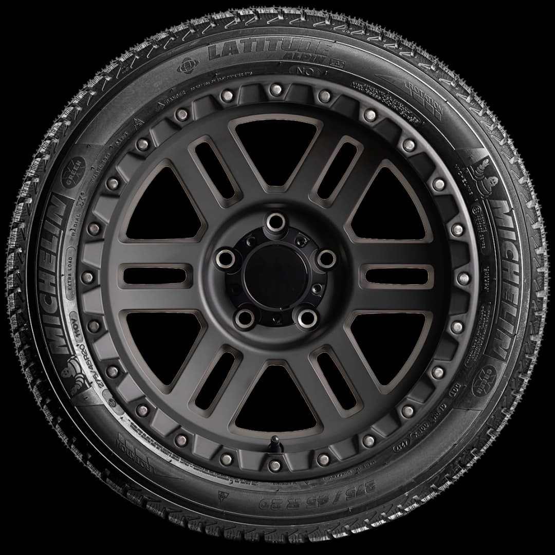 Michelin Latitude Alpin LA2 20" side tire