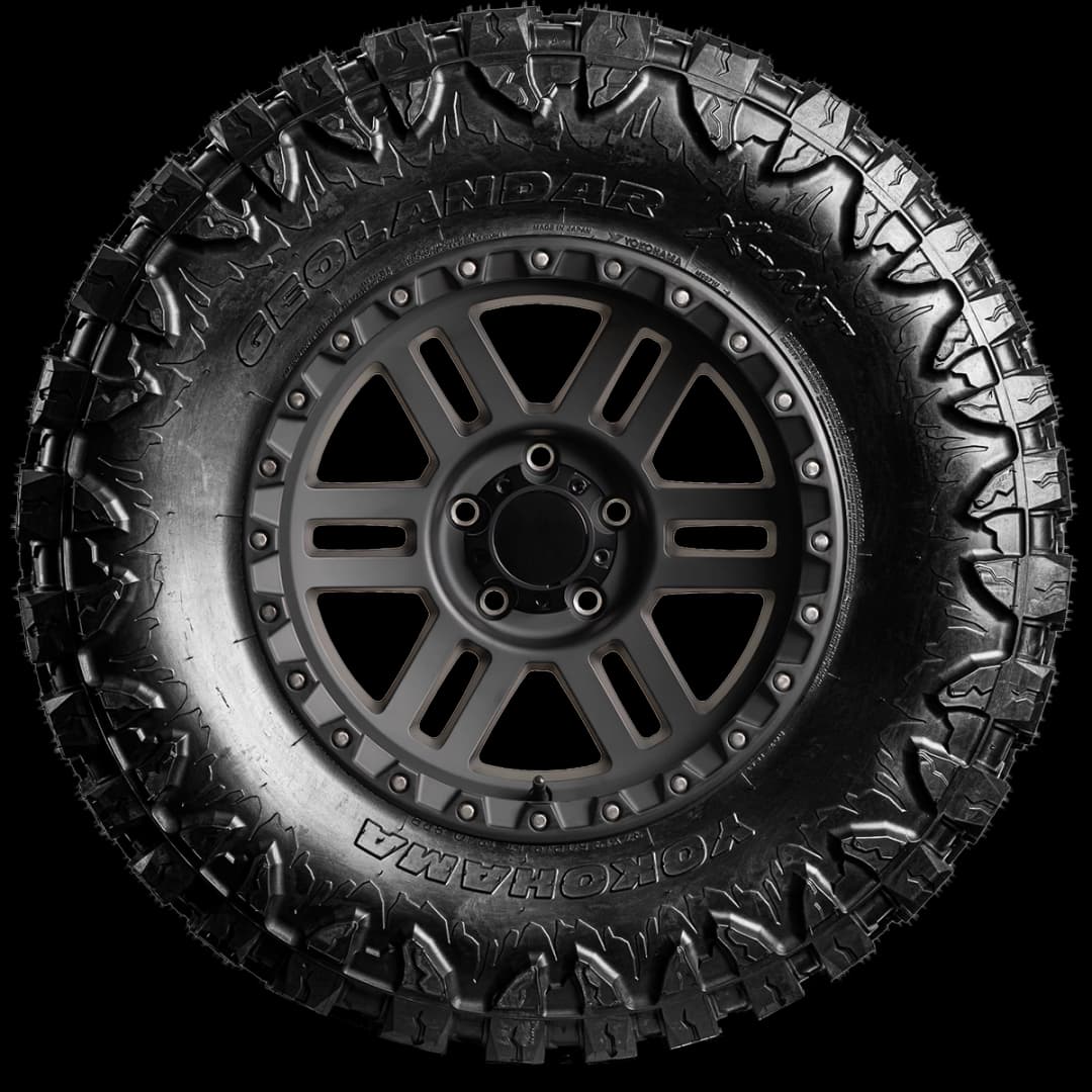 Yokohama Geolandar X-MT 17" side tire