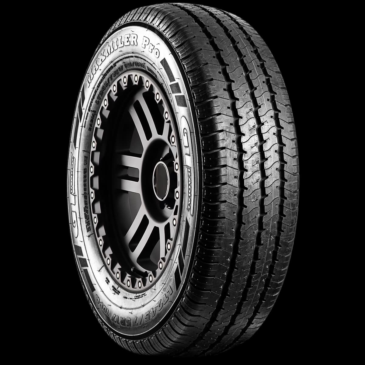 GTRadial Maxmiler Pro 17" angled tire