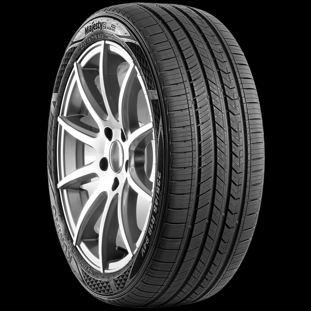 Kumho Majesty 9 Solus TA91 17" angled tire