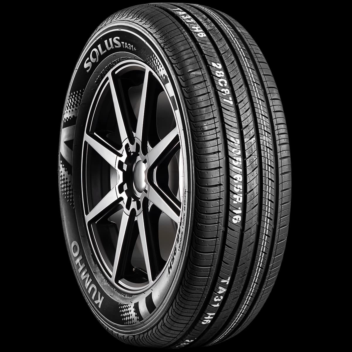Kumho Solus TA31+ 17" angled tire