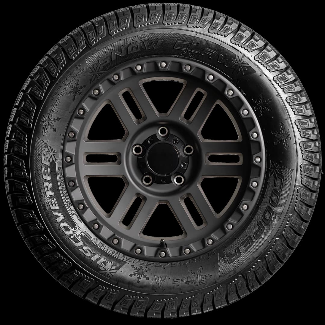 Cooper Discoverer Snow Claw 17" side tire