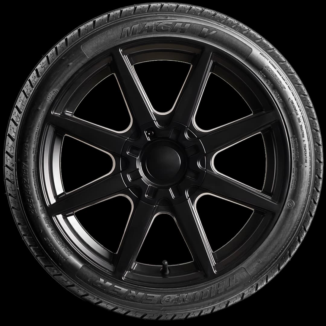 Thunderer Mach V 17" side tire