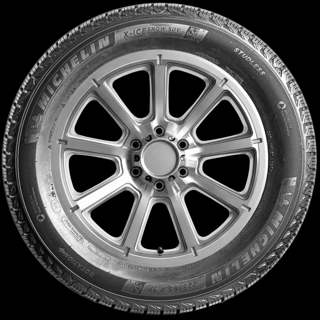 Michelin X-Ice SUV 17" side tire