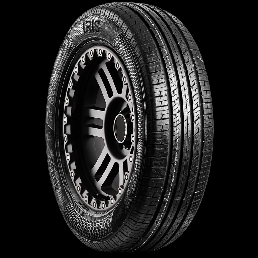 Iris Aures 17" angled tire
