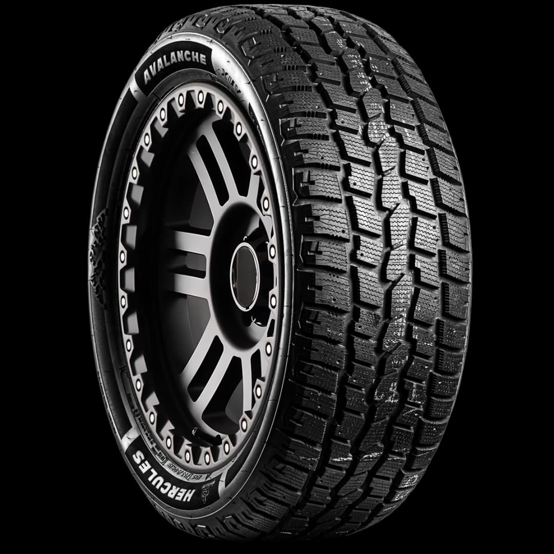 Hercules Avalanche XUV 20" angled tire