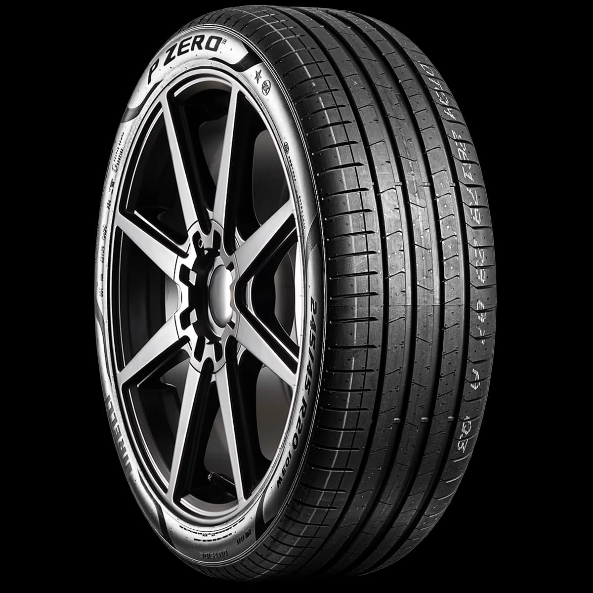 Pirelli Pzero PZ4 Luxury 20" angled tire
