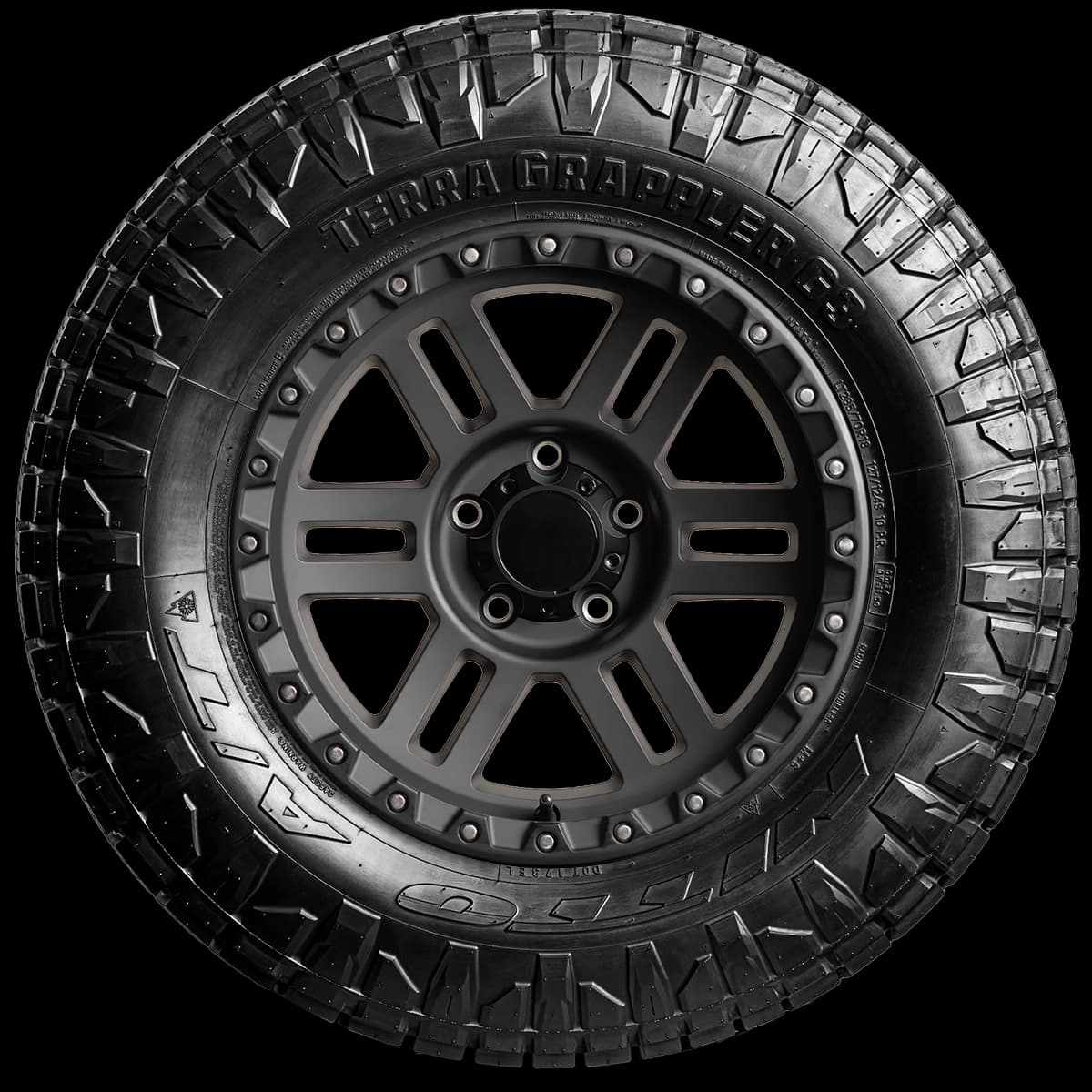 Nitto Recon Grappler AT 17" side tire