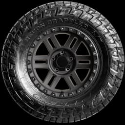 Nitto Recon Grappler AT 17" side tire