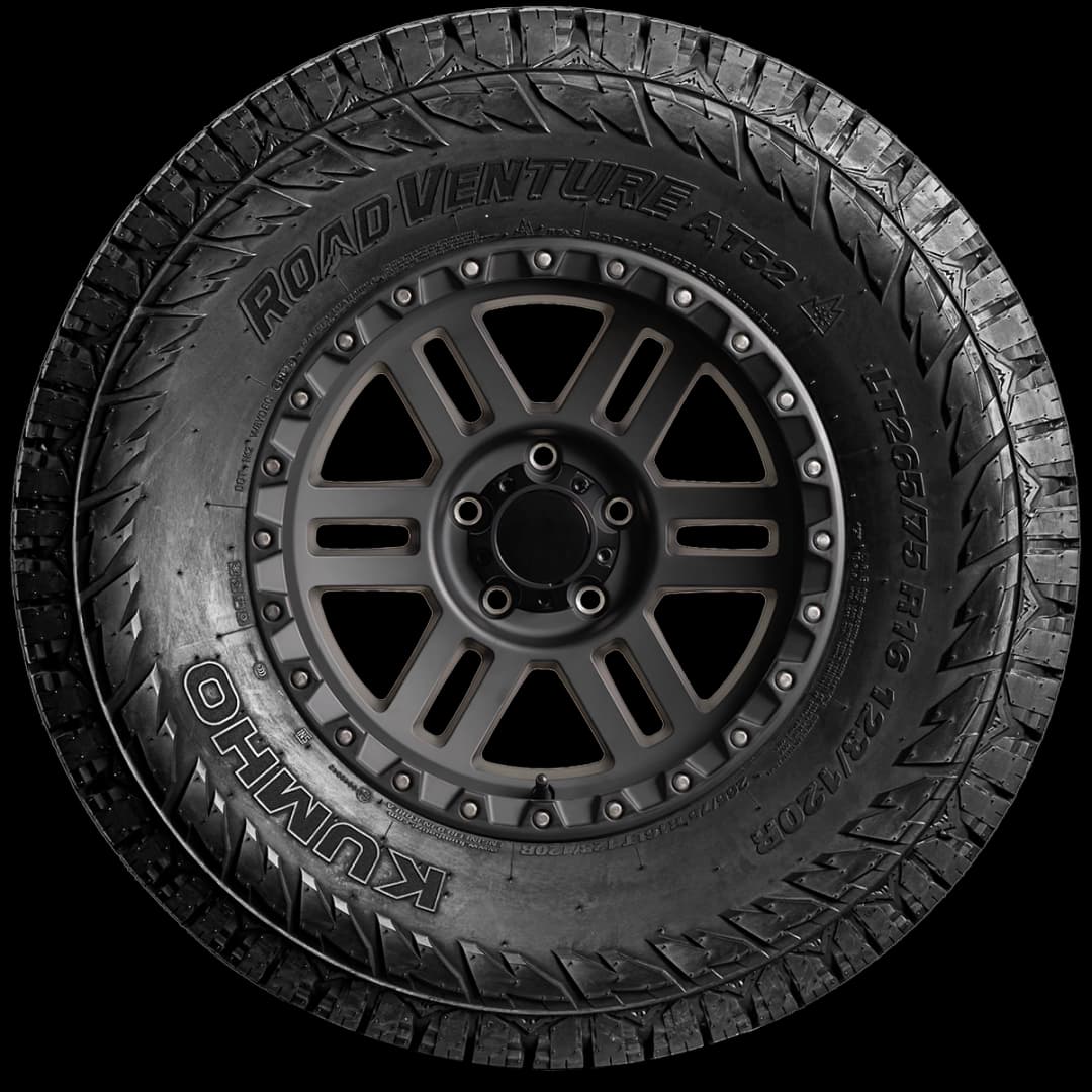 Kumho Road Venture AT52 17" side tire