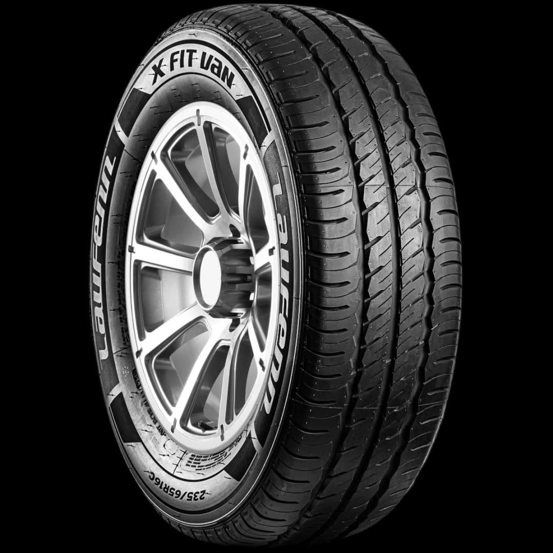Laufenn X FIT Van 17" angled tire