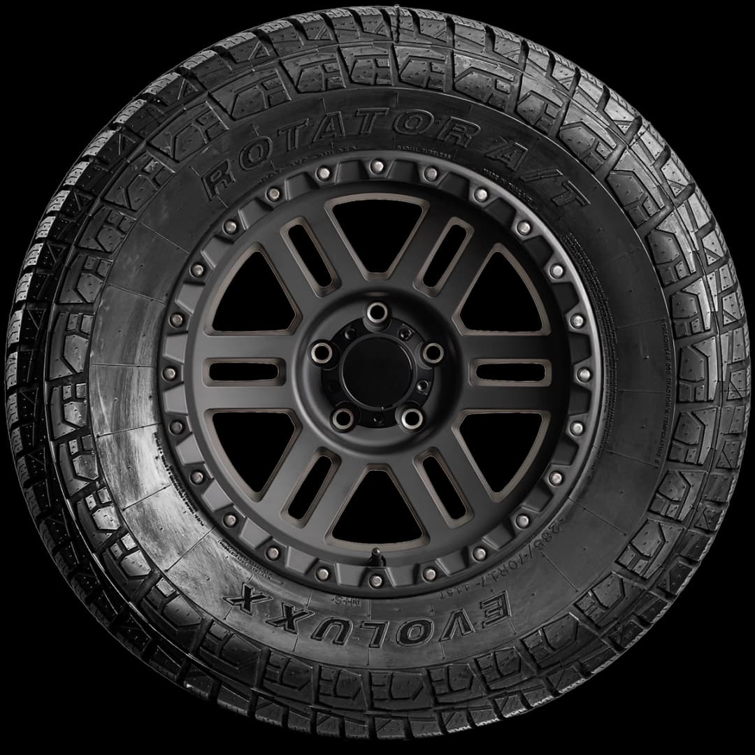 Evoluxx Rotator AT 17" side tire