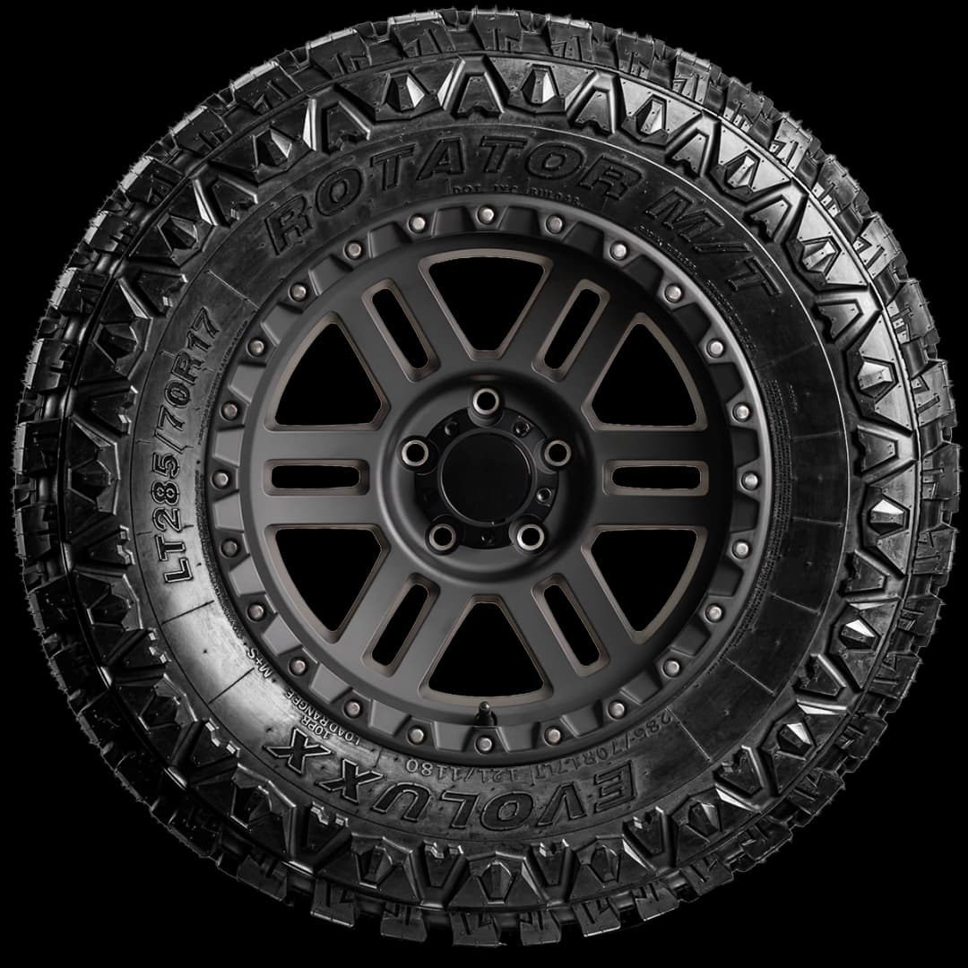 Evoluxx Rotator MT 17" side tire