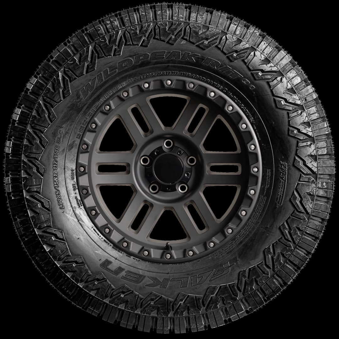 Falken Wildpeak R/T 17" side tire