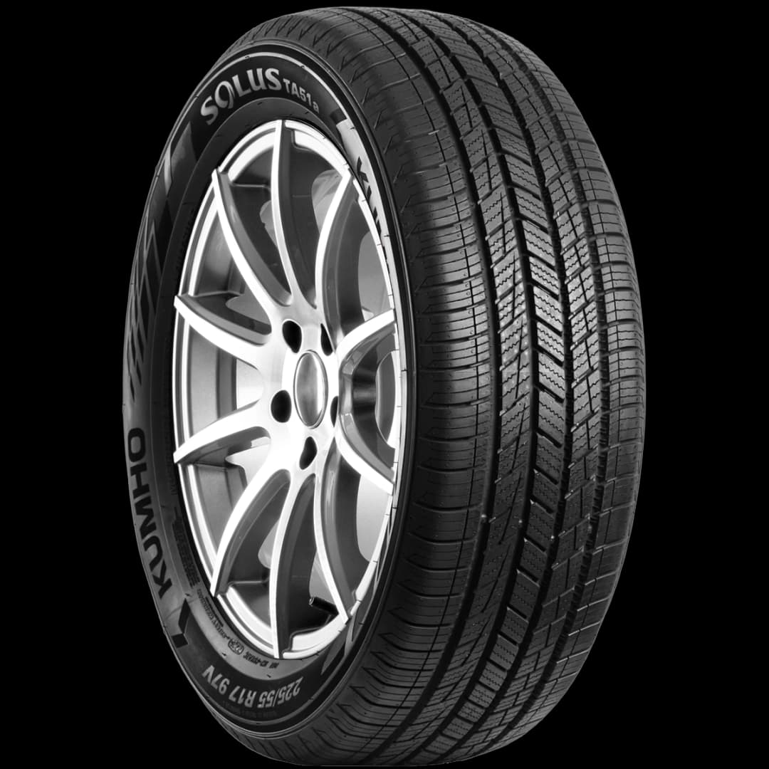 Kumho Solus TA51a 17" angled tire