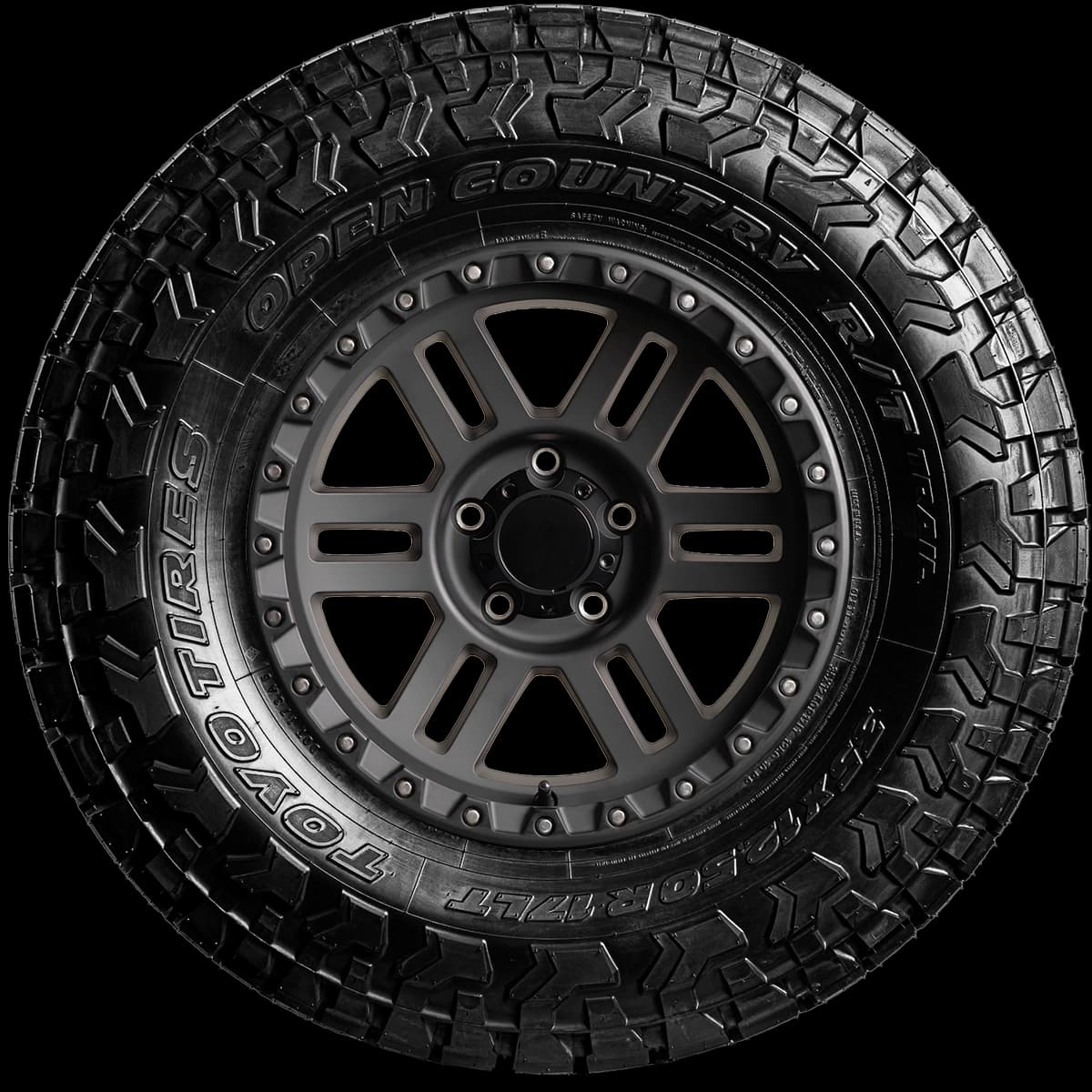 Toyo Open Country R/T Trail 17" side tire
