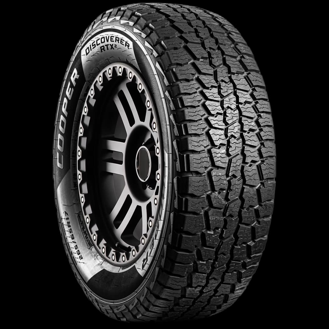 Cooper Discoverer RTX2 17" angled tire