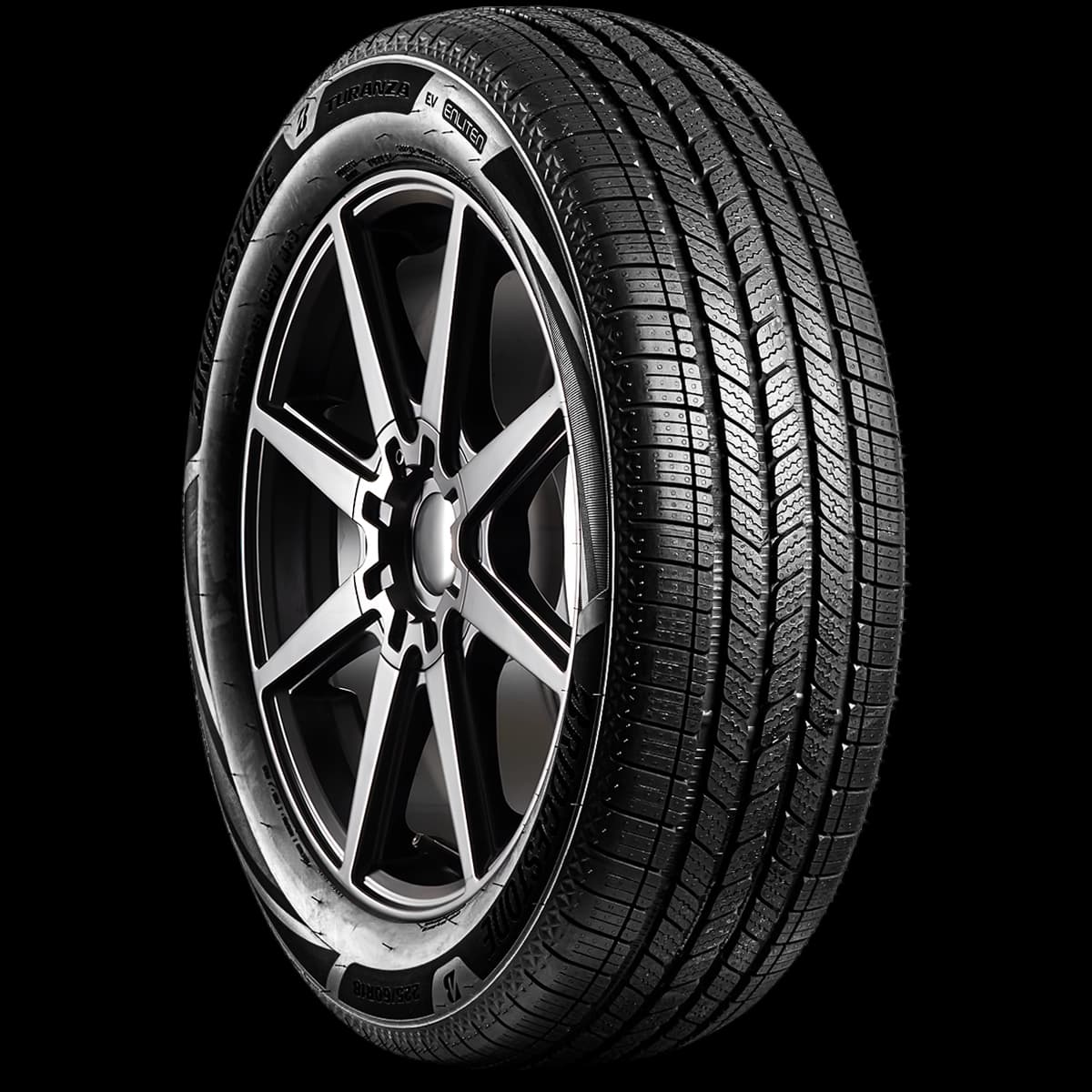 Bridgestone Turanza EV 17" angled tire