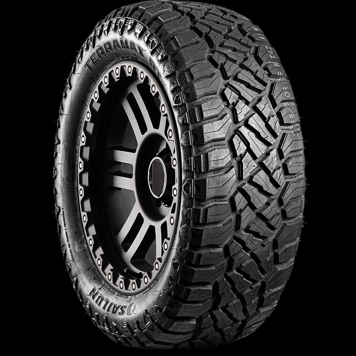 Sailun Terramax R/T 17" angled tire