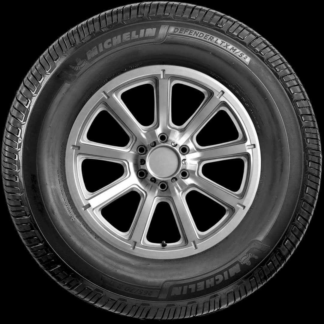 Michelin Defender LTX M/S 2 17" side tire