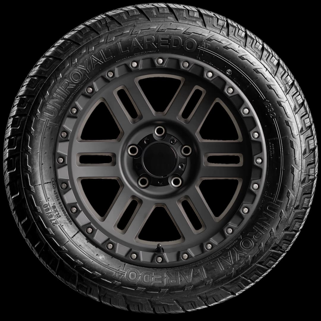 Uniroyal Laredo AT 20" side tire