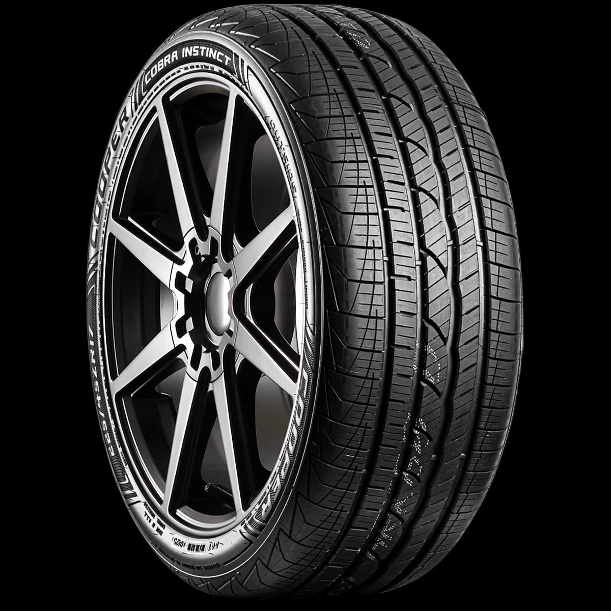 Cooper Cobra Instinct 17" angled tire