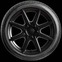 Cooper Cobra Instinct 17" side tire