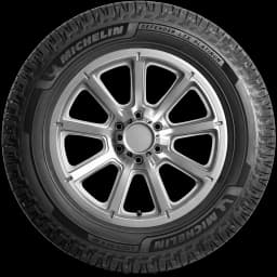 Michelin Defender LTX Platinum 20" side tire