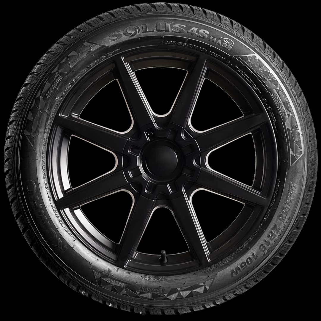 Kumho Solus HA32 20" side tire