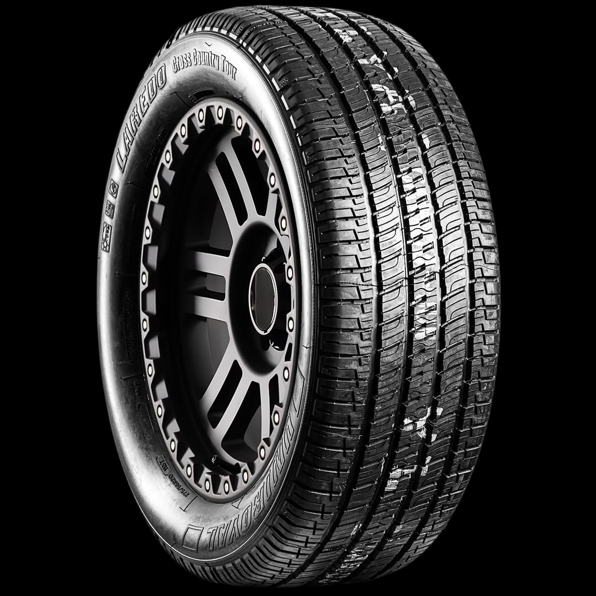 Uniroyal Laredo Cross Country 20" angled tire