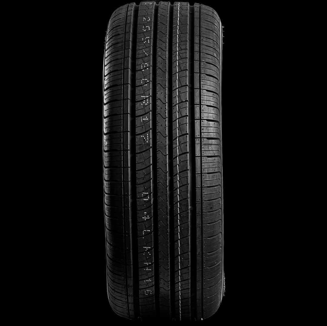 Kumho Solus KH-16 17" front tire