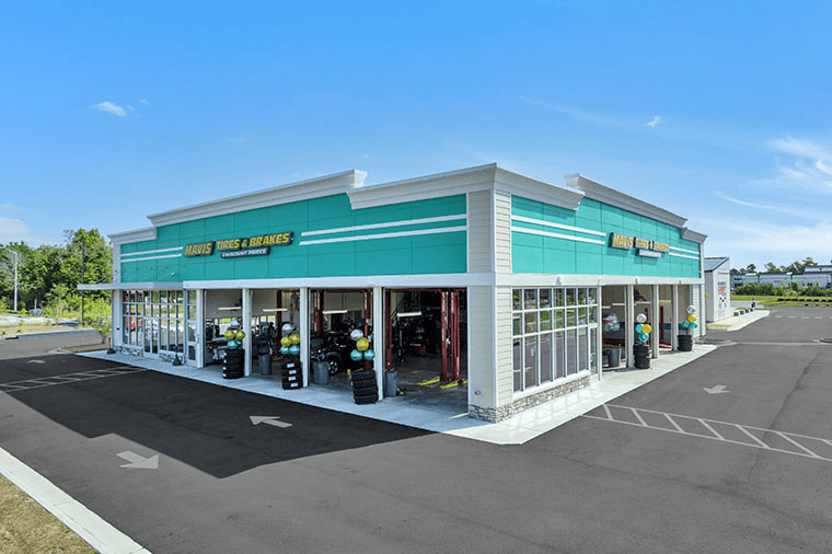 Store_2112 Tire Shop & Auto Repair in Holly Ridge, North Carolina