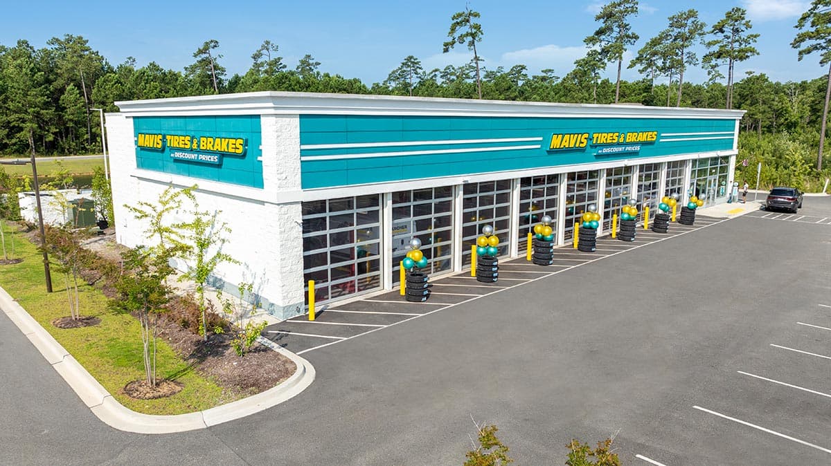 Store_395 Tire Shop & Auto Repair in Myrtle Beach (Surfside), South Carolina