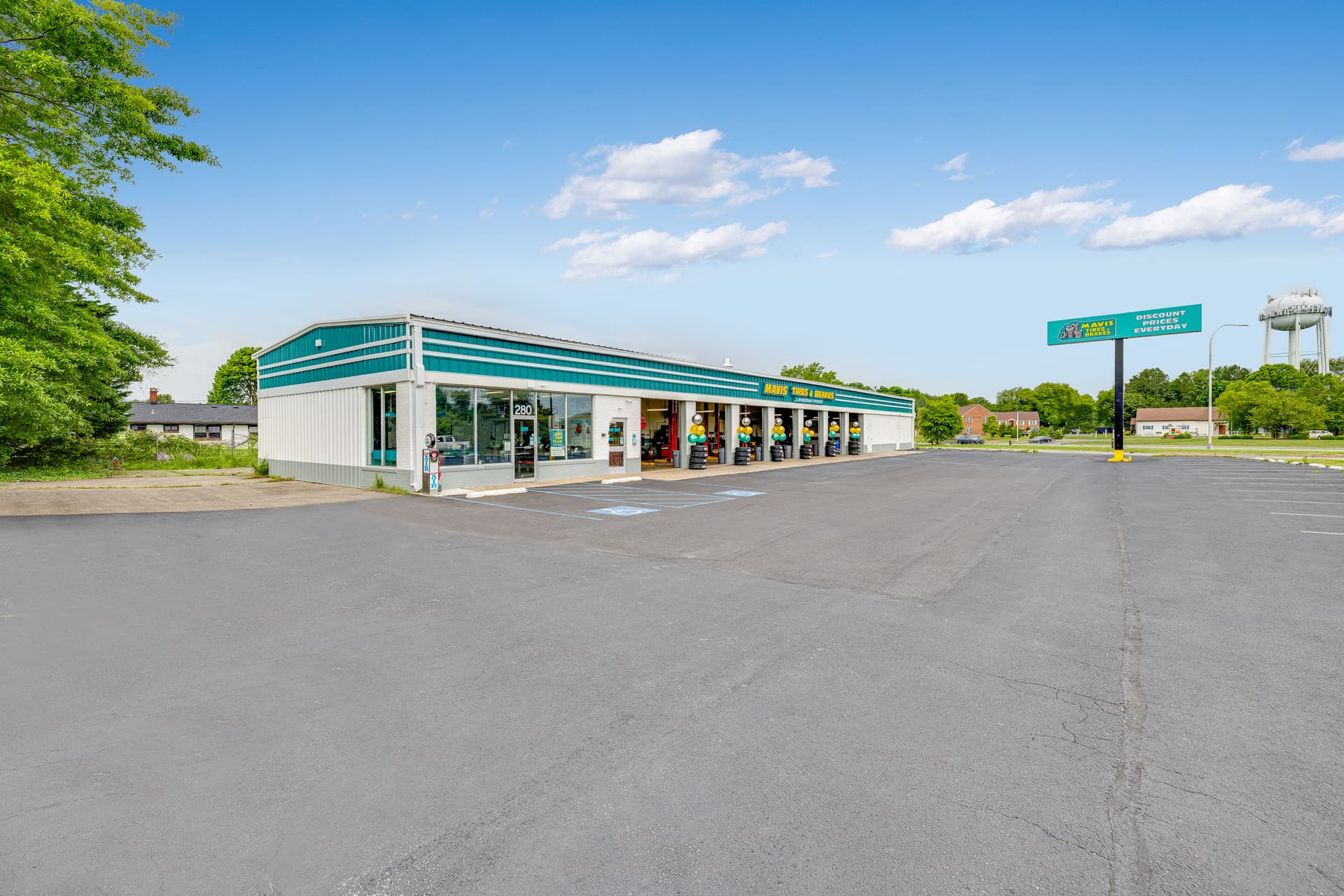 Store_2104 Tire Shop & Auto Repair in Dover, Delaware