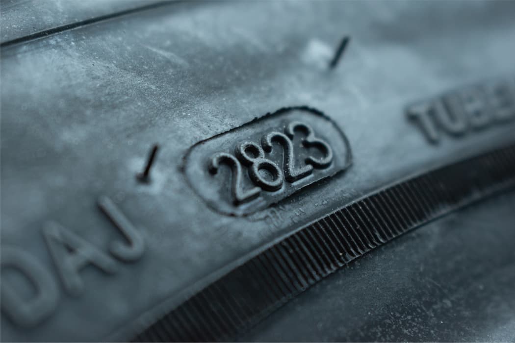 tire dot code image