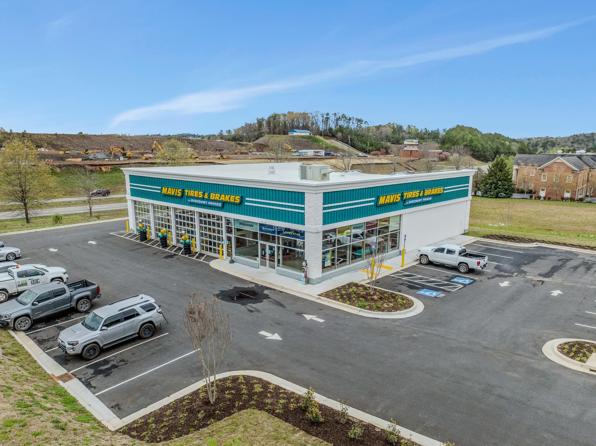 Store_2098 Tire Shop & Auto Repair in East Ellijay, Georgia