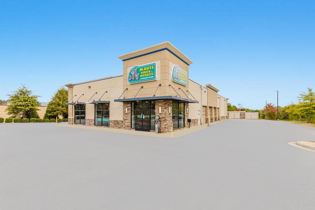 Store_1039 Tire Shop & Auto Repair in Tucker (Mountain Ind blvd), Georgia